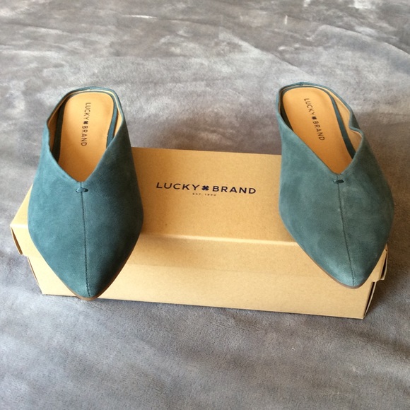 lucky brand barbora